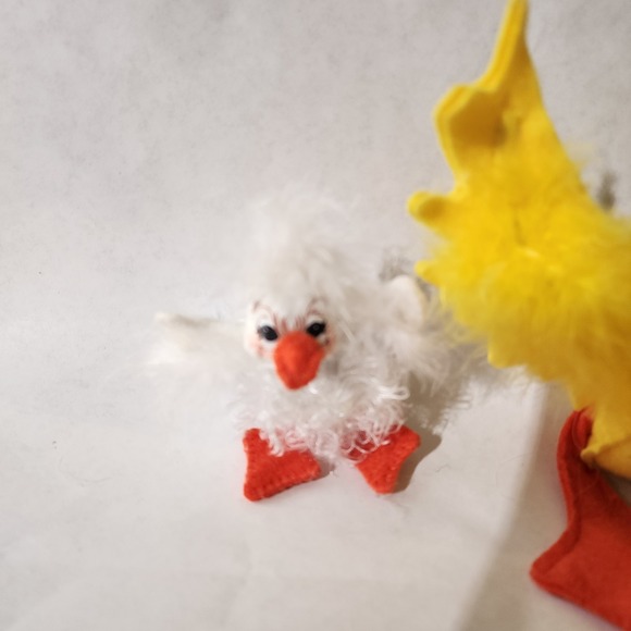 Annalee Easter Duck Family - Large Duck & 2 Ducklings - Retired Felt Figurines - Picture 2 of 11